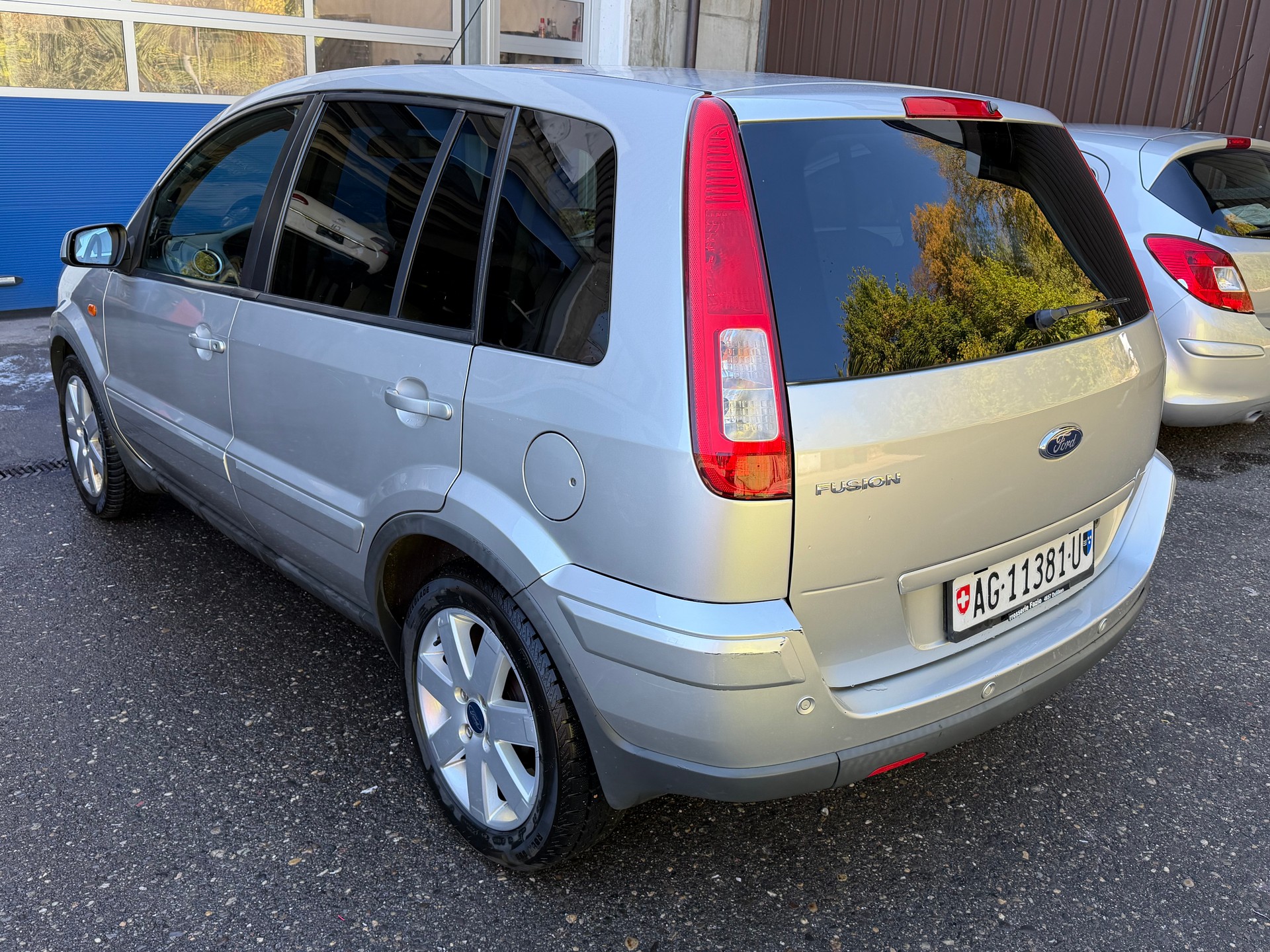 FORD Fusion 1.6 16V Plus-image-2