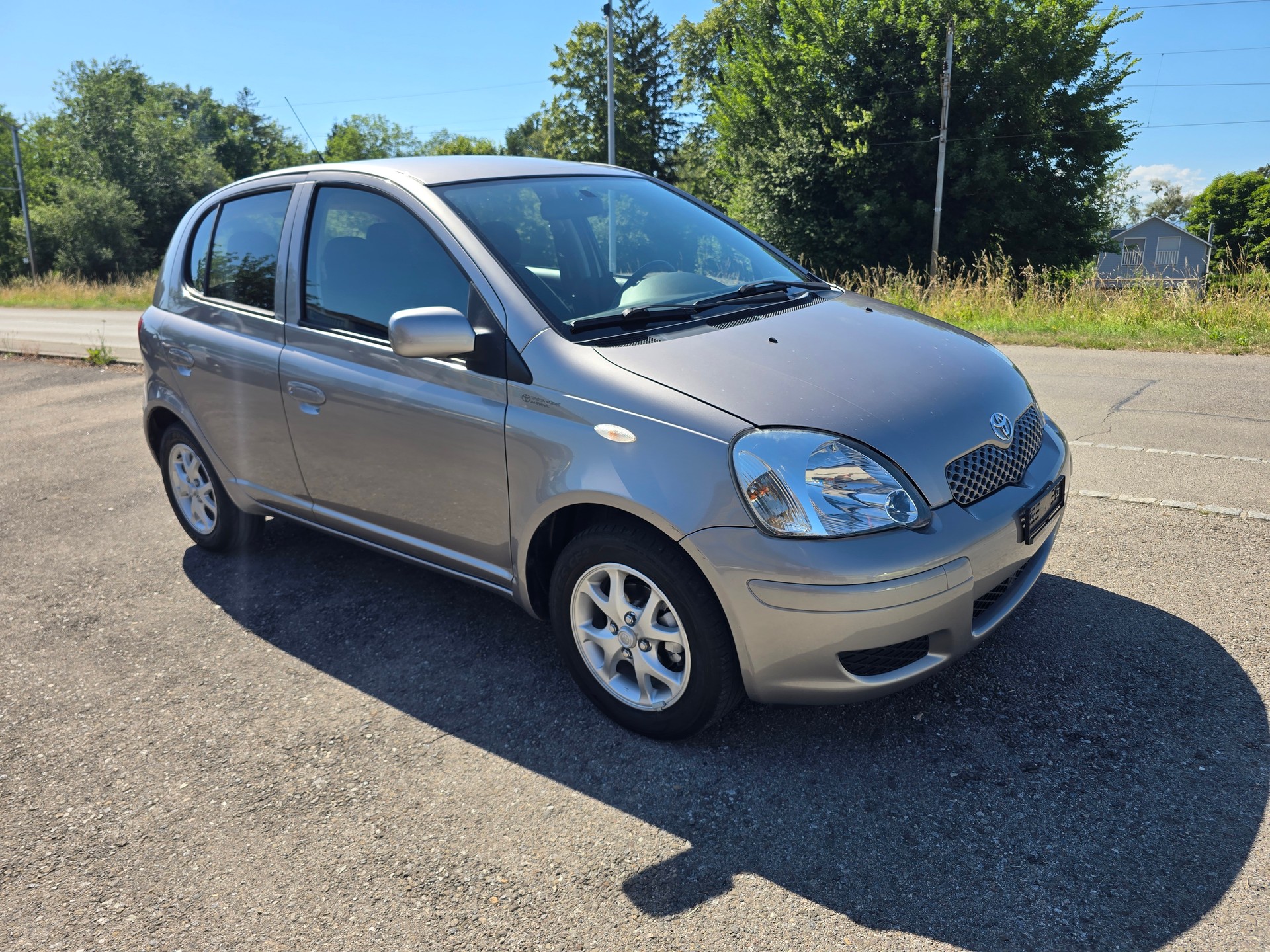 TOYOTA Yaris 1.4 D-4D Linea Luna-image-0