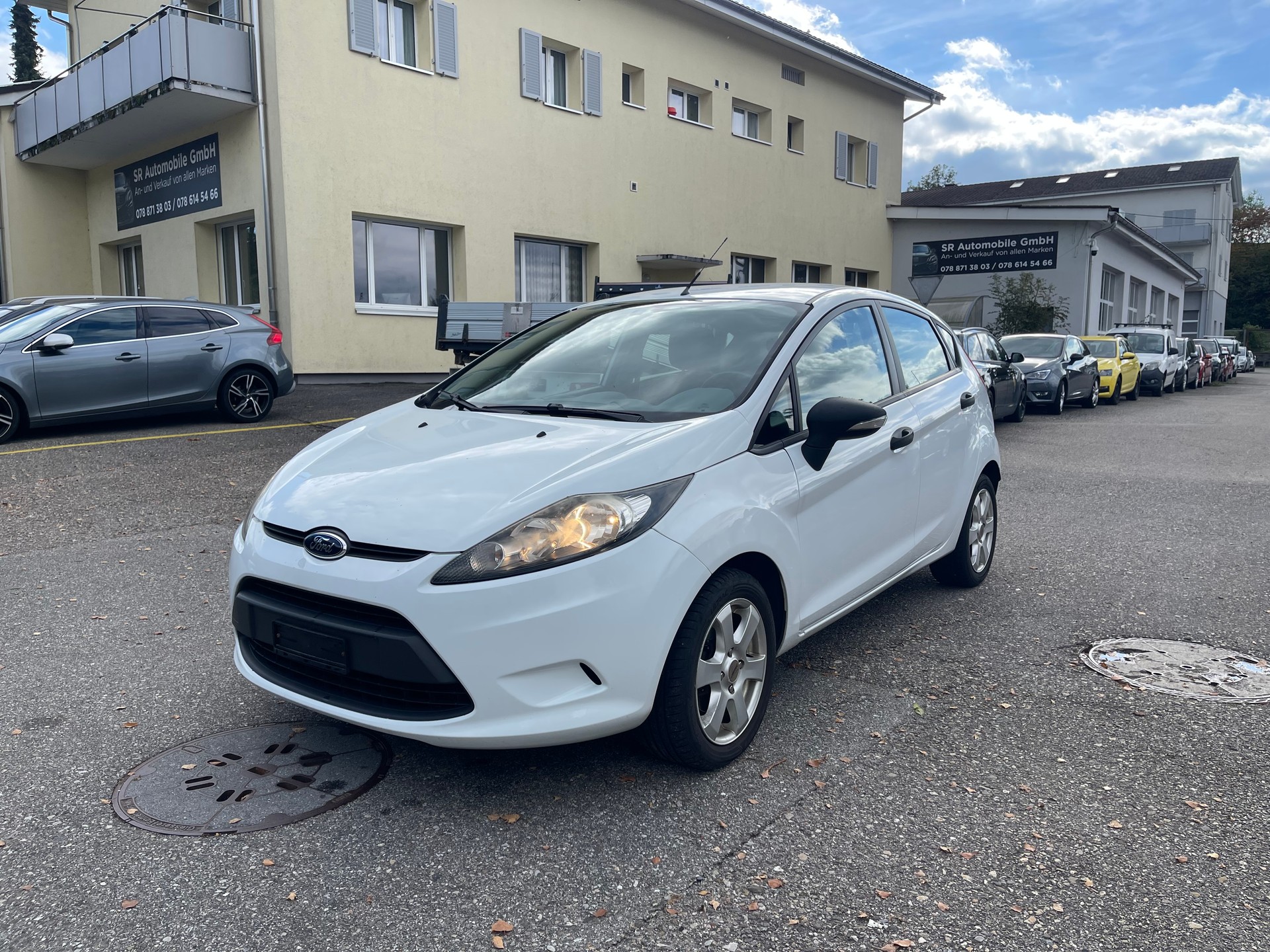 FORD Fiesta 1.25 16V Ambiente-image-0