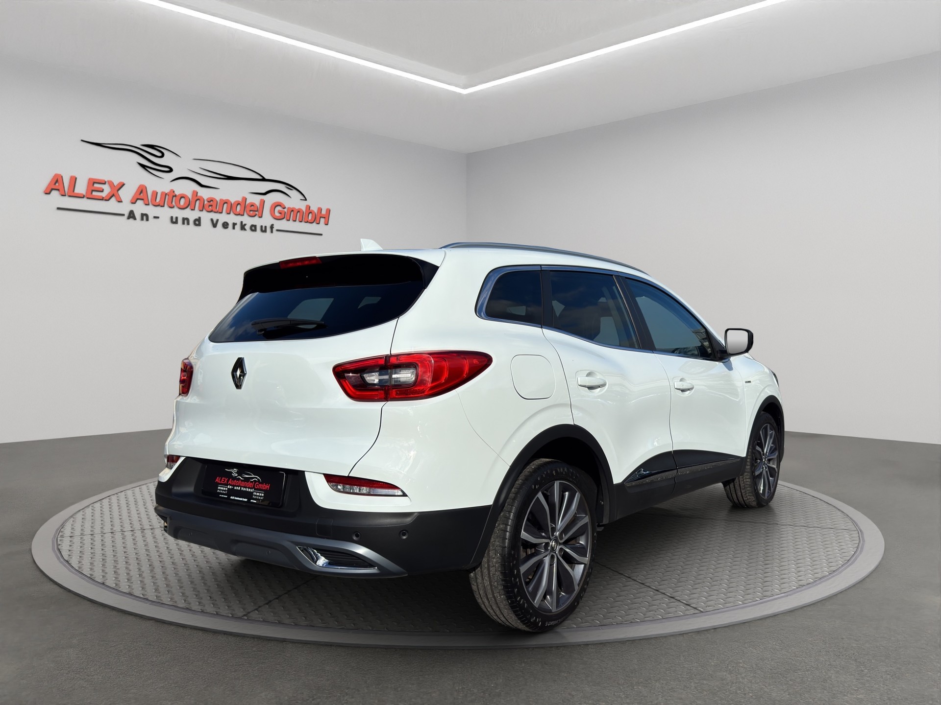 RENAULT Kadjar 1.3 16V Turbo Business EDC-image-6