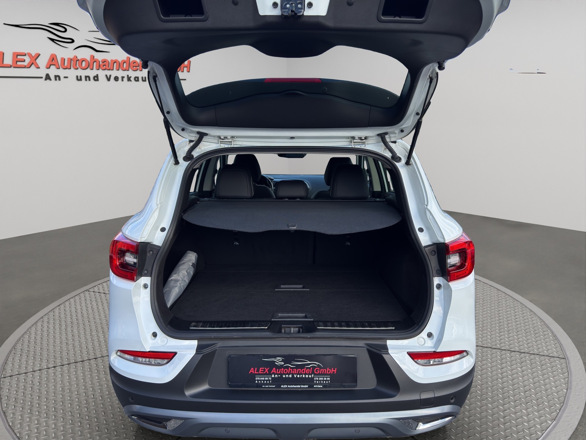 RENAULT Kadjar 1.3 16V Turbo Business EDC-image-5