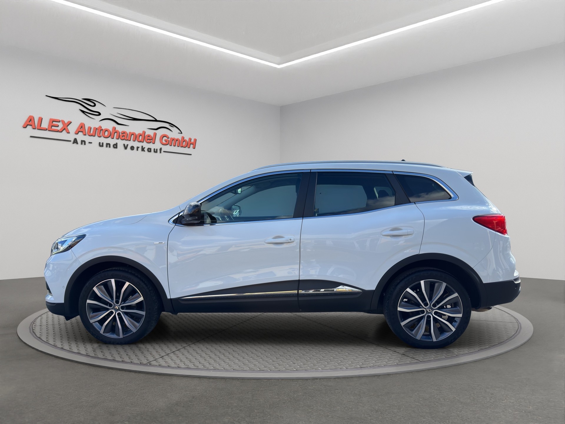 RENAULT Kadjar 1.3 16V Turbo Business EDC-image-2
