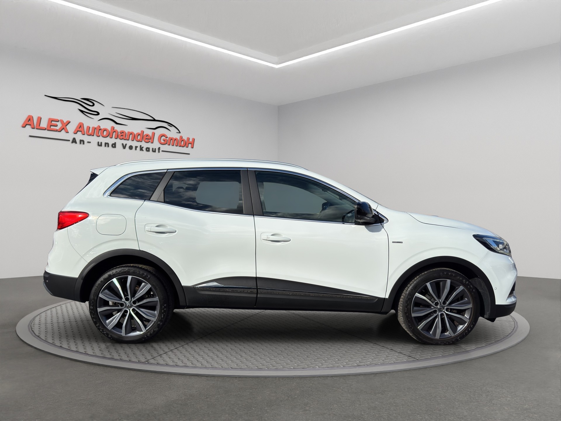 RENAULT Kadjar 1.3 16V Turbo Business EDC-image-7