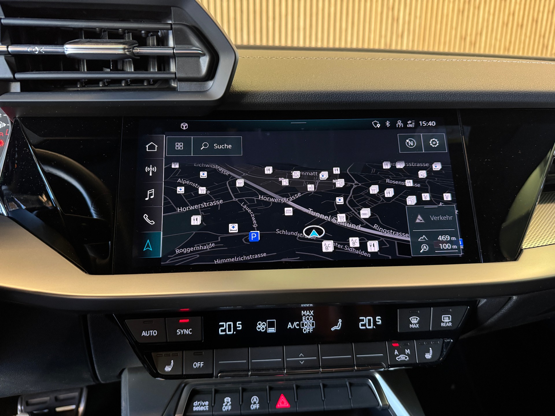 AUDI S3 Limousine 2.0 TFSI quattro S-Tronic-image-16