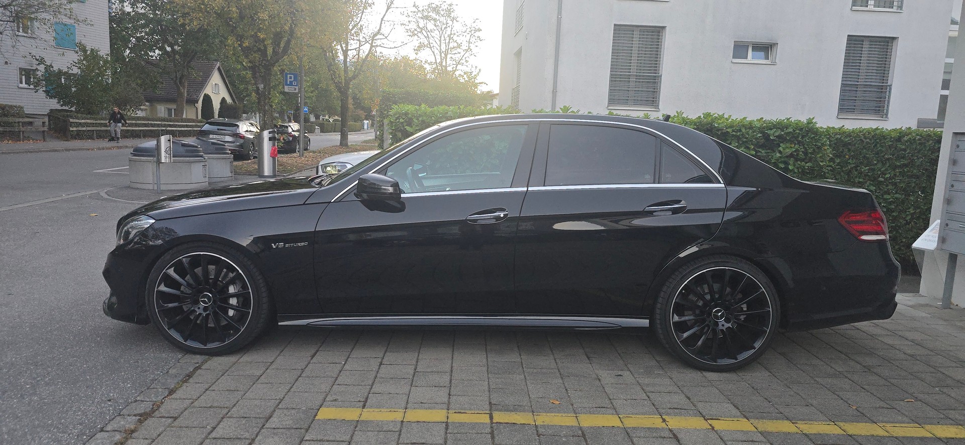 MERCEDES-BENZ E 500 Avantgarde 4Matic 7G-Tronic-image-9