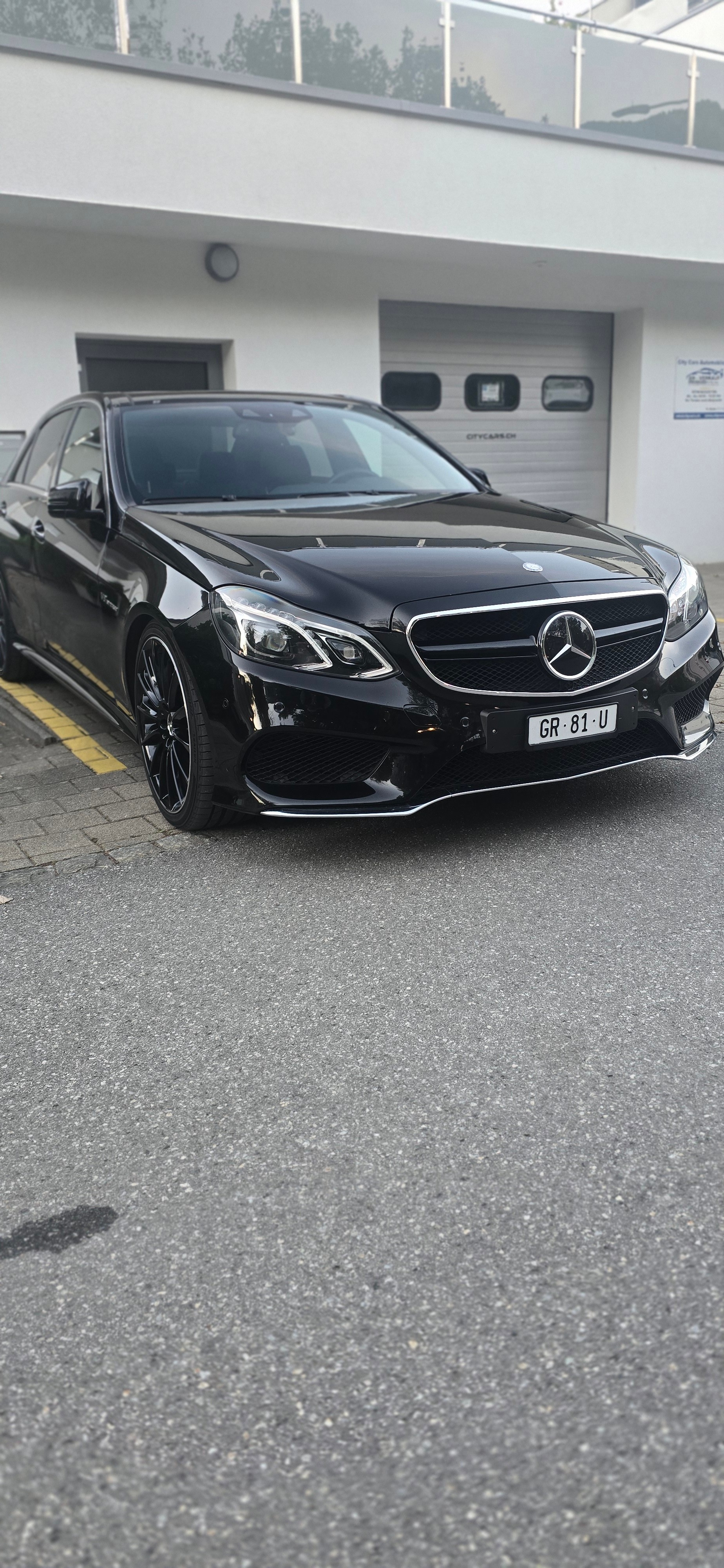 MERCEDES-BENZ E 500 Avantgarde 4Matic 7G-Tronic-image-0