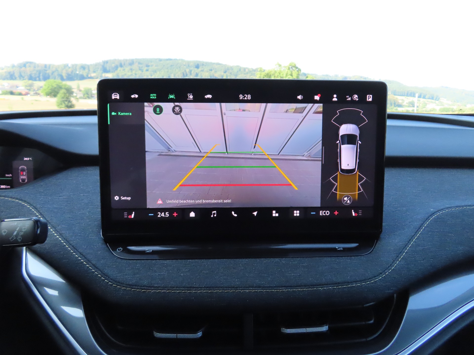 SKODA Elroq 85-image-10