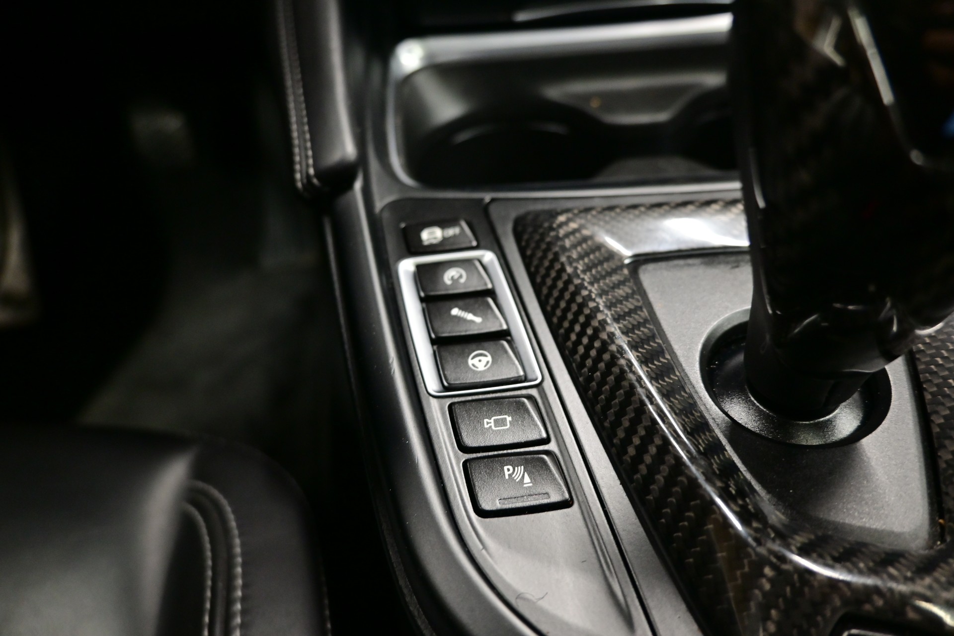 BMW M4 Coupé DKG-image-11