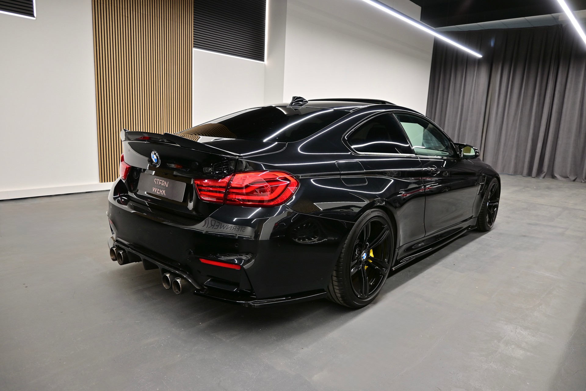 BMW M4 Coupé DKG-image-5