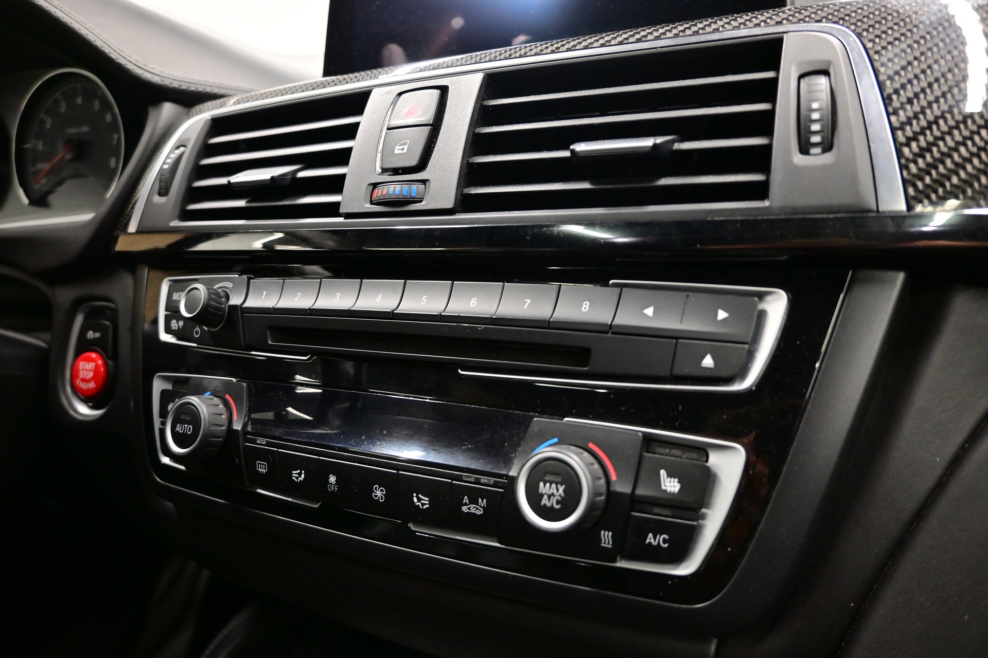BMW M4 Coupé DKG-image-9