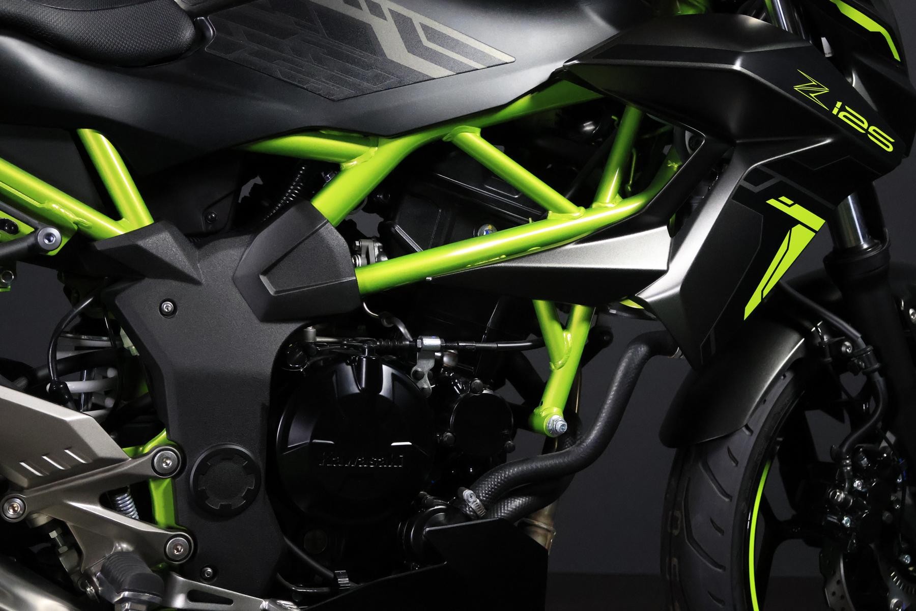 KAWASAKI Z 125-image-8
