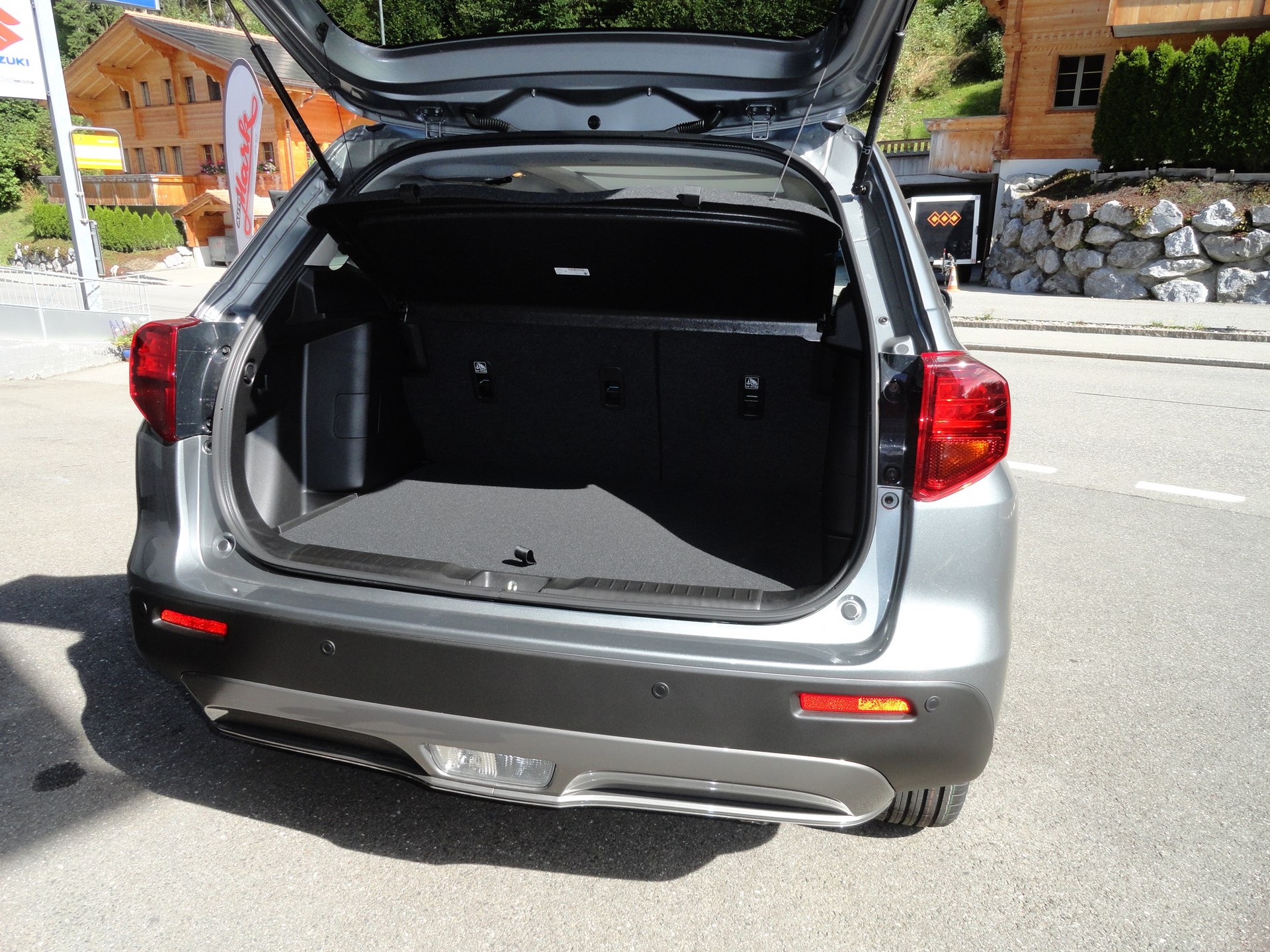 SUZUKI Vitara 1.4 Boosterjet Compact Top Hybrid-image-4