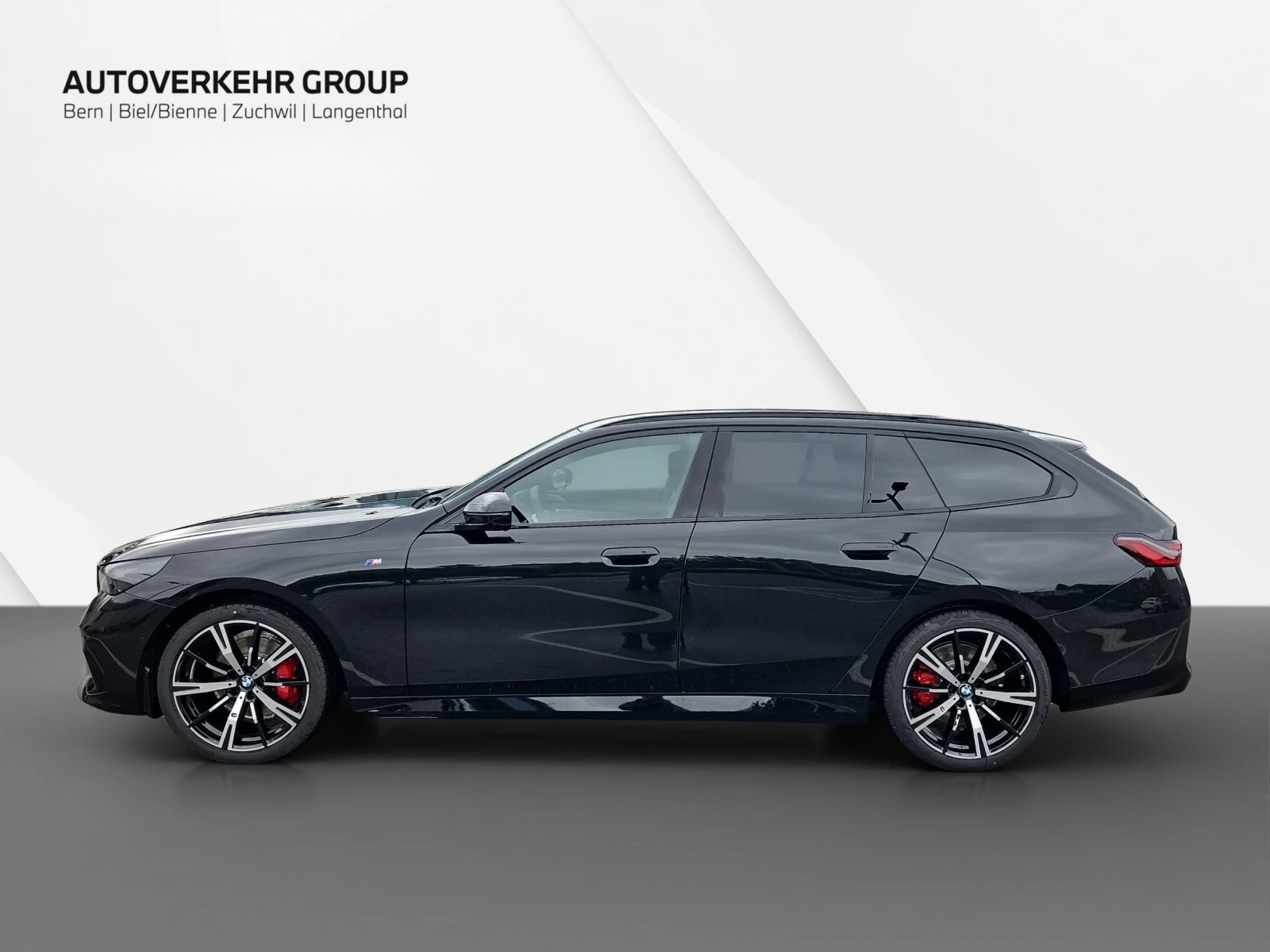 BMW 520d xDrive Touring M Sport Pro 48V-image-2