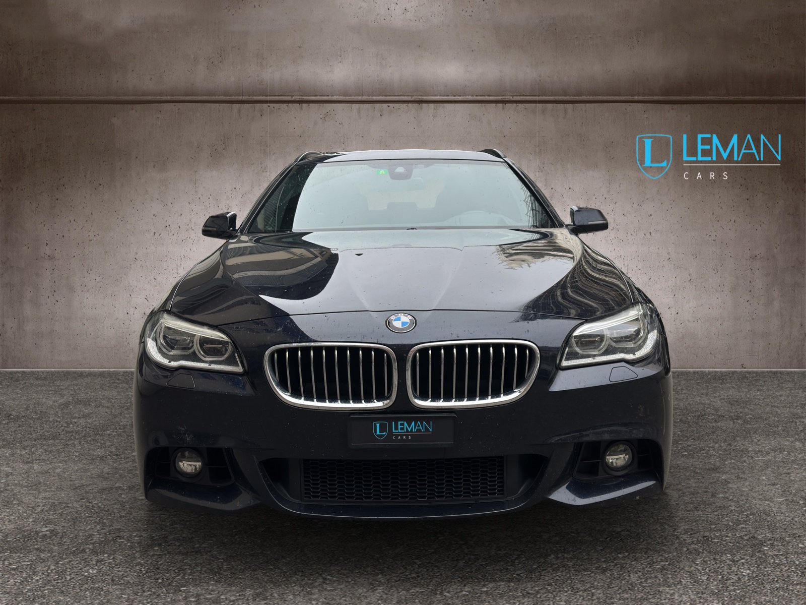 BMW 535d Touring M Sport xDrive Steptronic-image-1