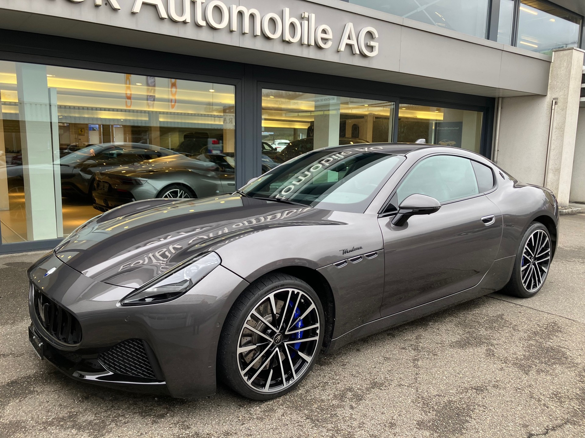 MASERATI GranTurismo Modena Automatica-image-2