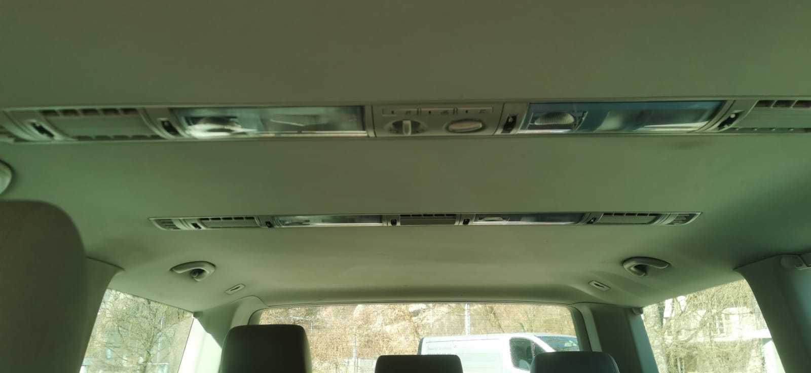 VW T5 Multivan 2.0 Bi-TDI CR Highline 4Motion DSG-image-8