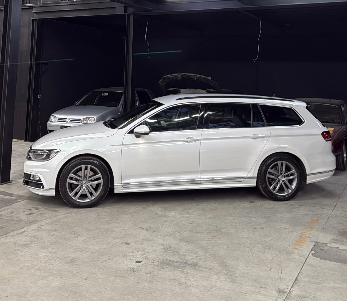 VW Passat Variant 1.4 TSI R Line "Digital Tacho" (Frisch ab MFK & Service)-image-3