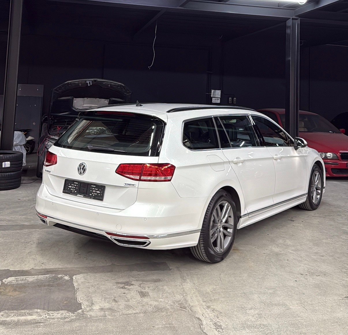 VW Passat Variant 1.4 TSI R Line "Digital Tacho" (Frisch ab MFK & Service)-image-5