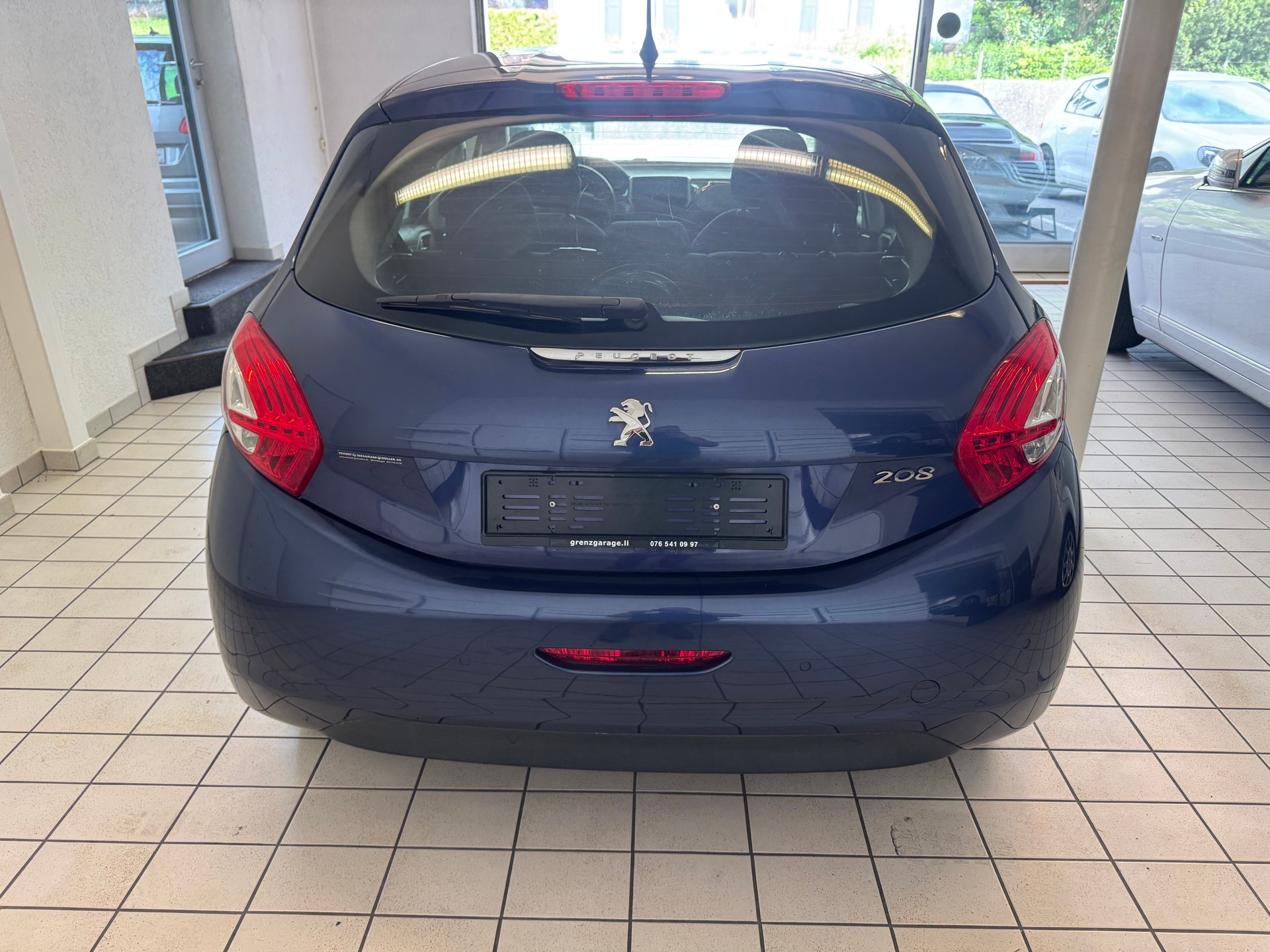 PEUGEOT 208 1.2 VTI Access-image-6