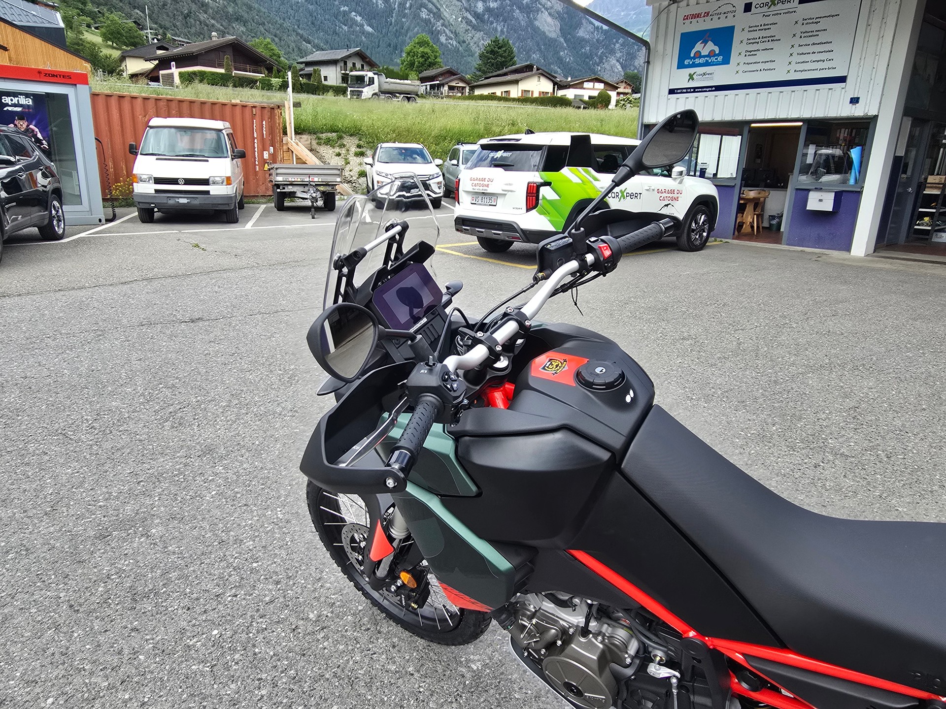 APRILIA Tuareg 660 Verde-image-9