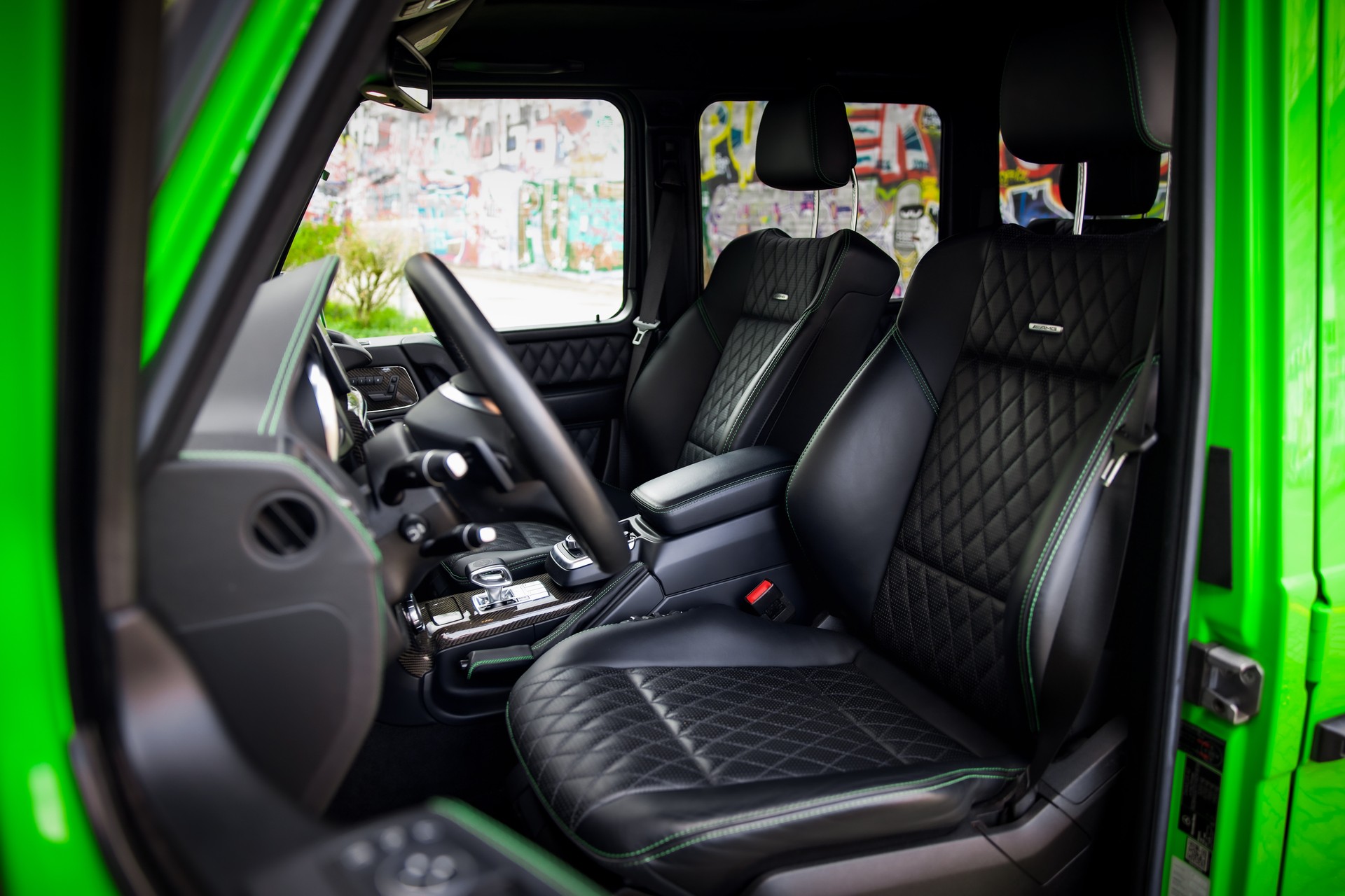 MERCEDES-BENZ G 63 AMG Exclusive Edition Speedsh. Plus 7G-Tronic CRAZY COLOR EDITION alien green-image-6