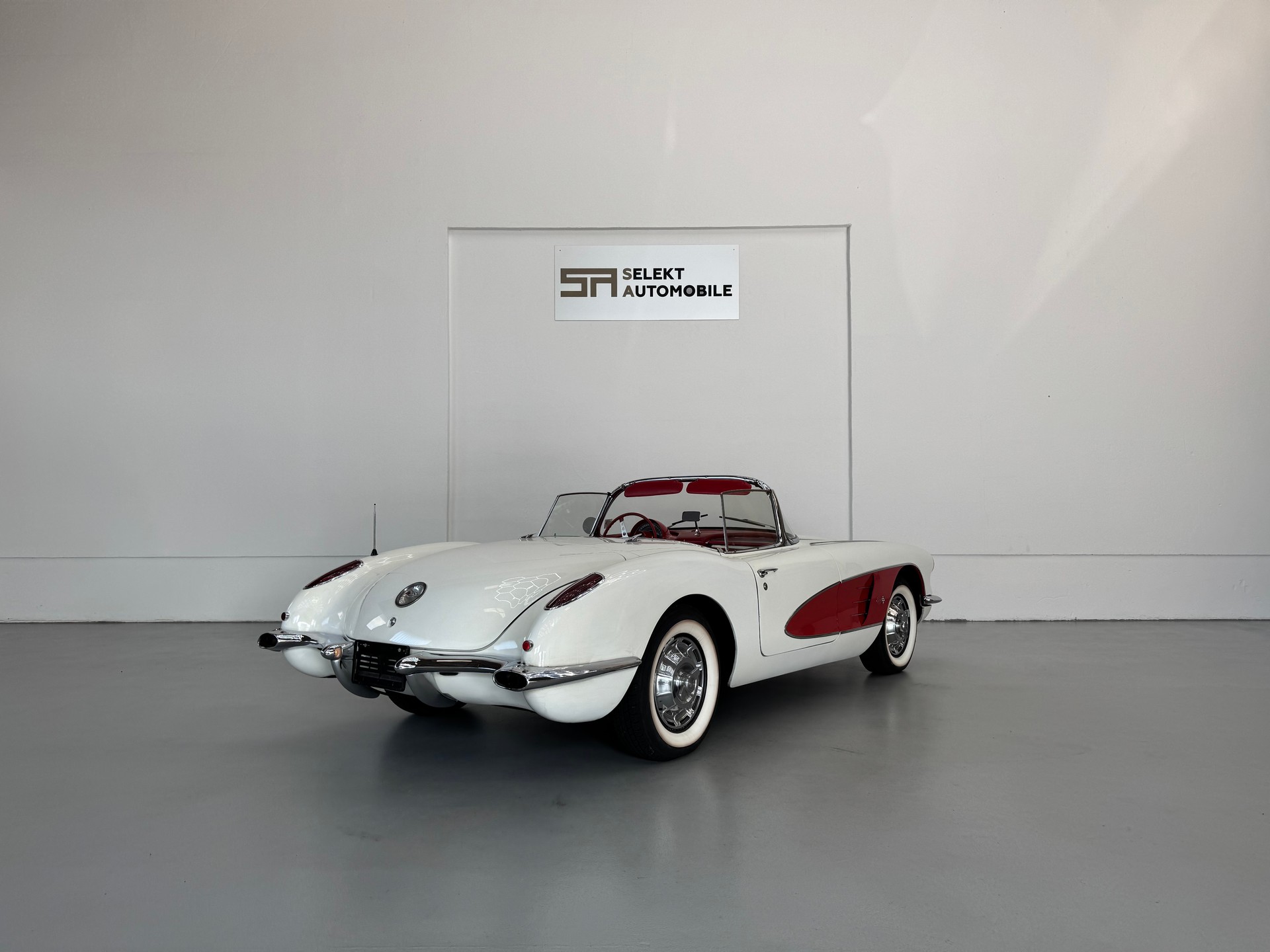CHEVROLET CORVETTE C1-image-6