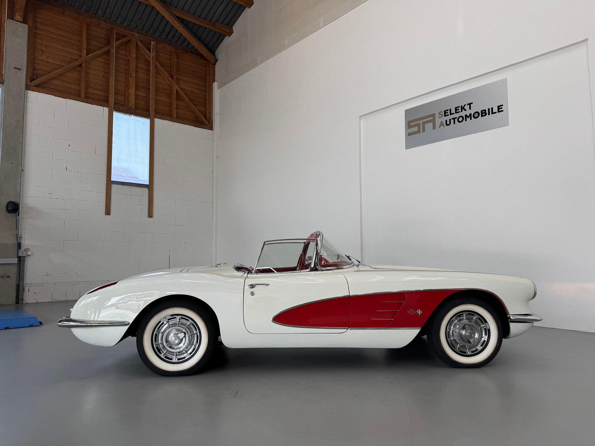 CHEVROLET CORVETTE C1-image-8
