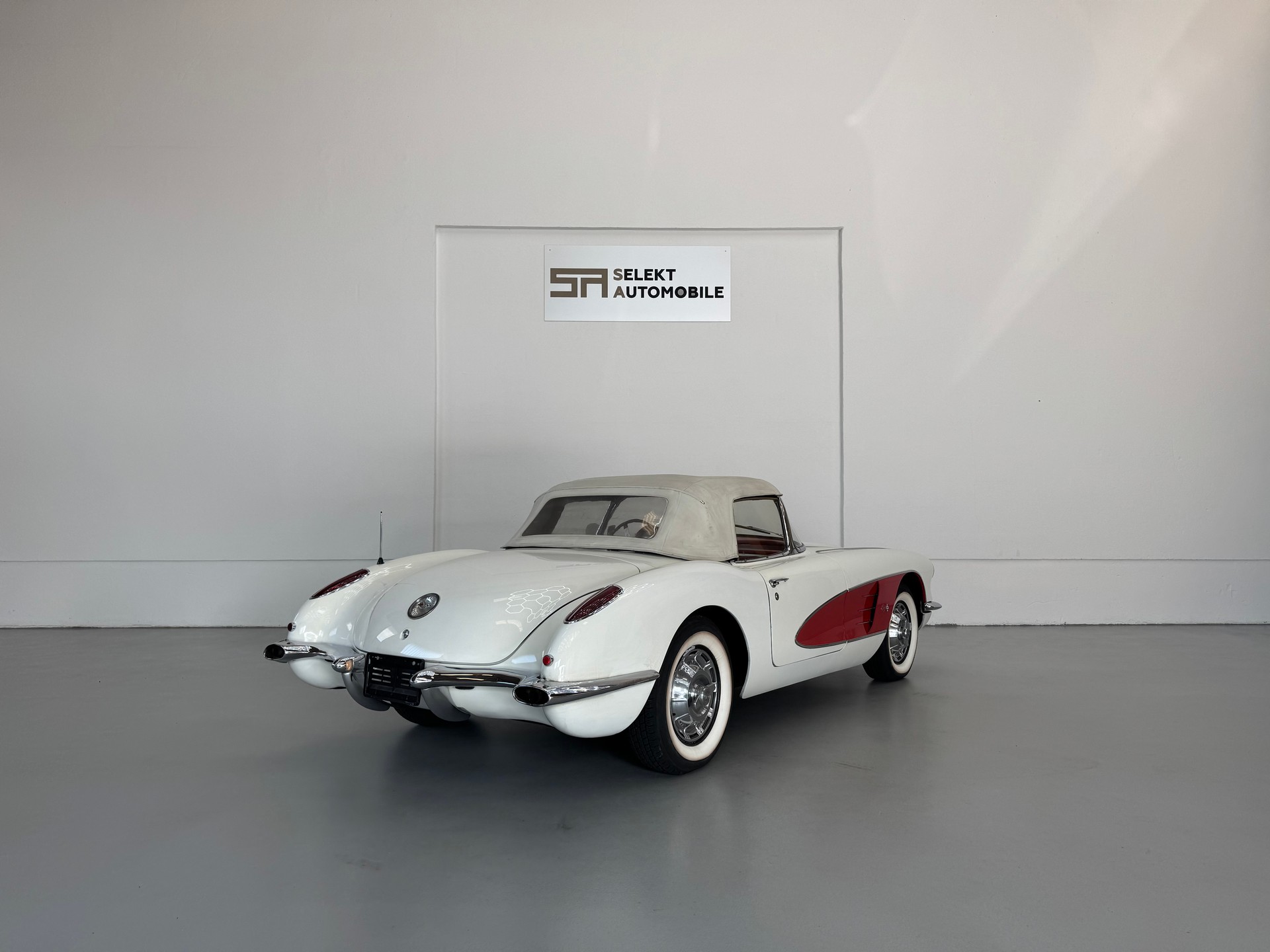 CHEVROLET CORVETTE C1-image-5