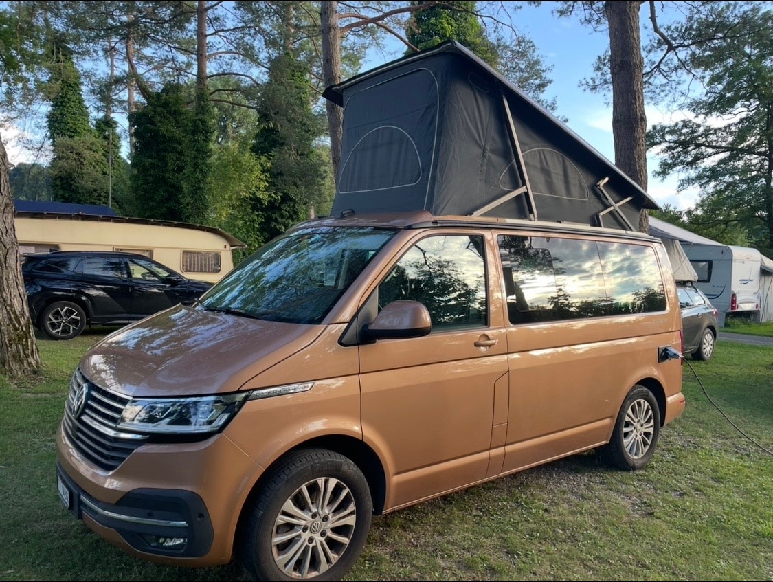 VW T6.1 California 2.0 TDI Ocean Edition Liberty DSG-image-0