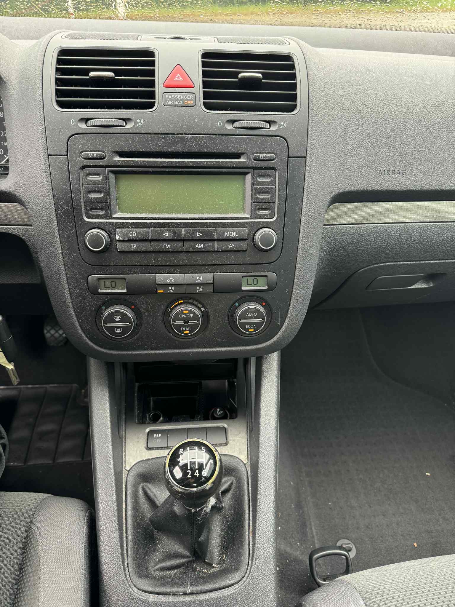 VW Golf 2.0 TDI Sportline-image-12