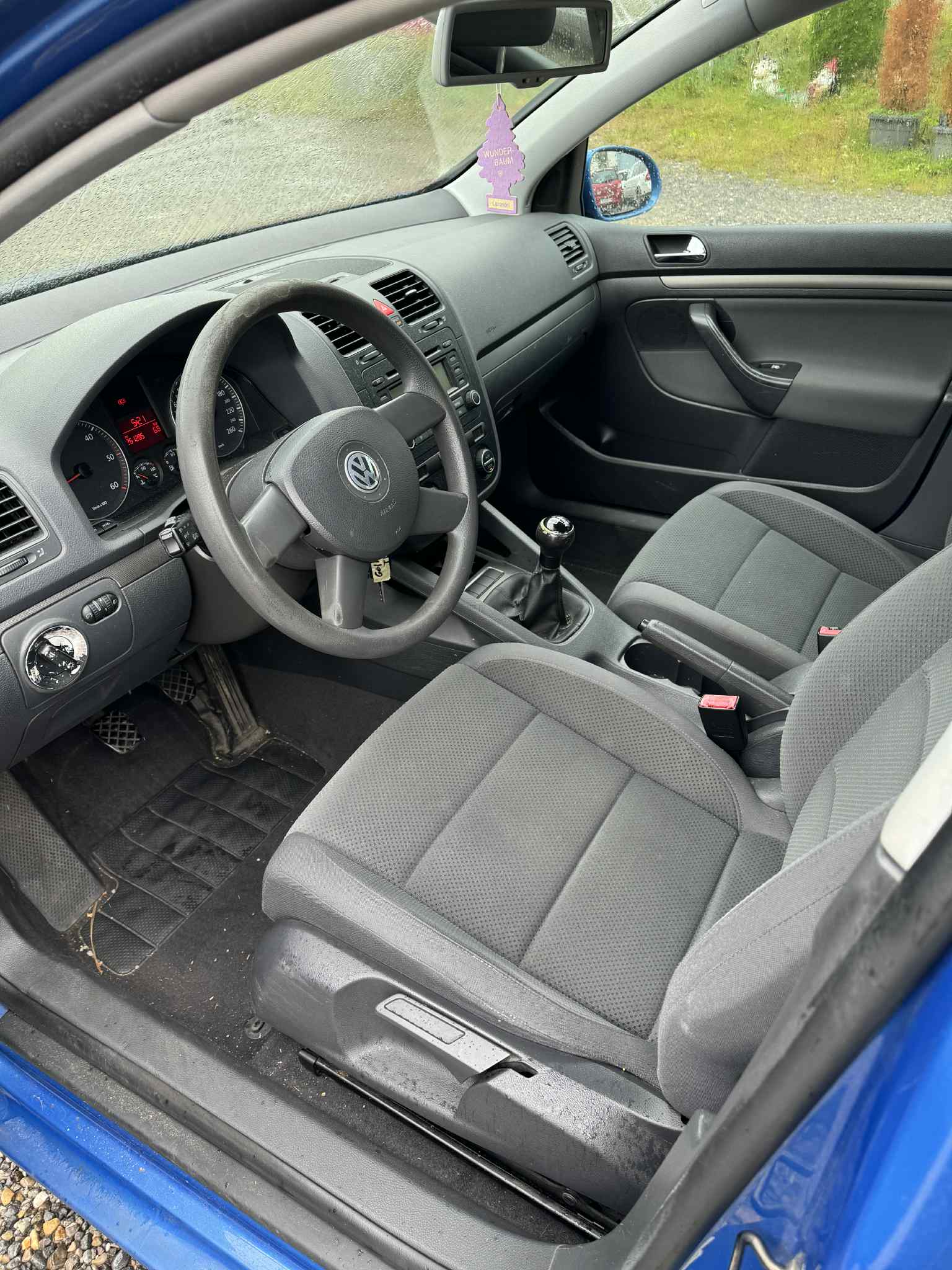 VW Golf 2.0 TDI Sportline-image-10