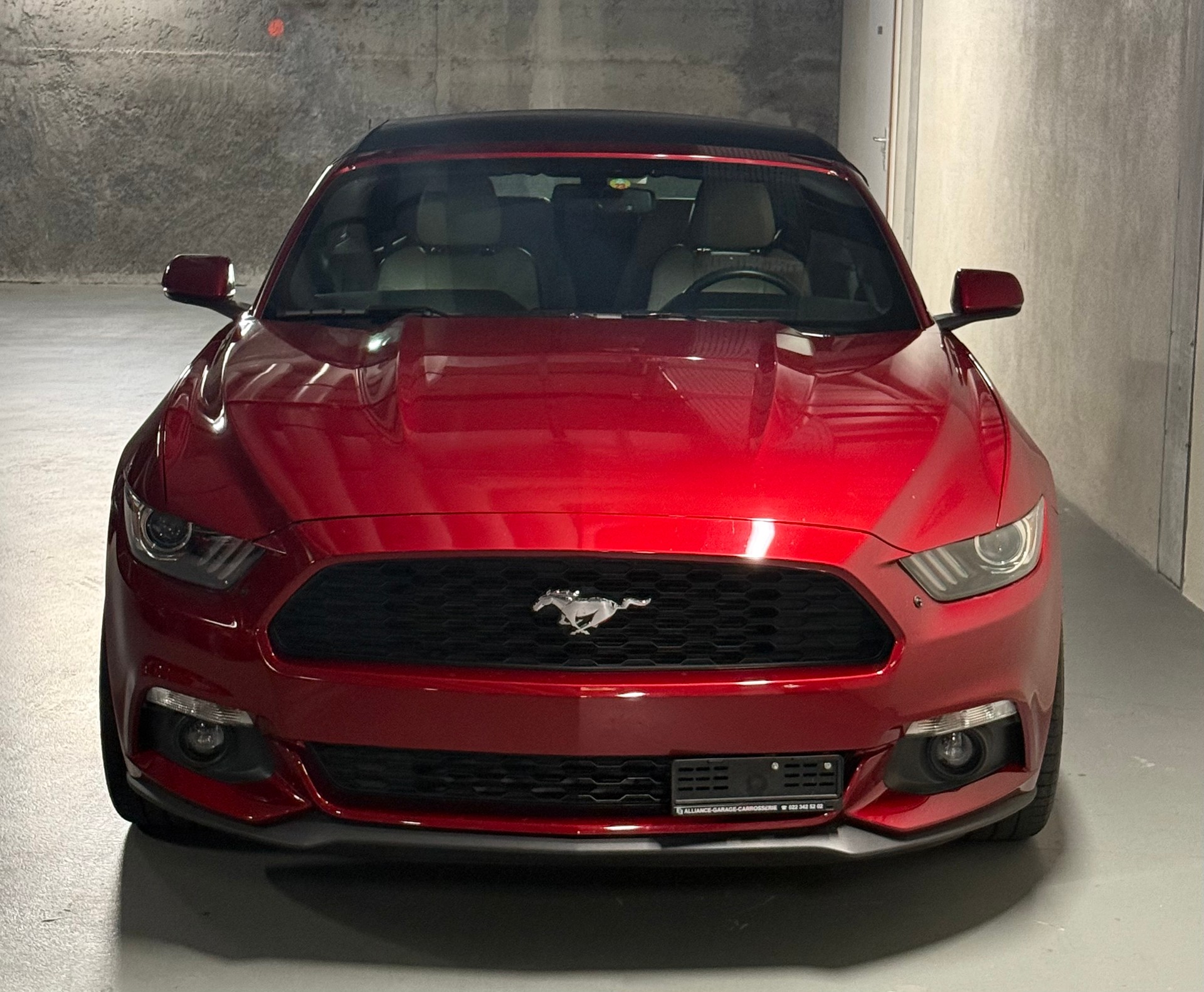 FORD Mustang Convertible 2.3 Automat-image-8