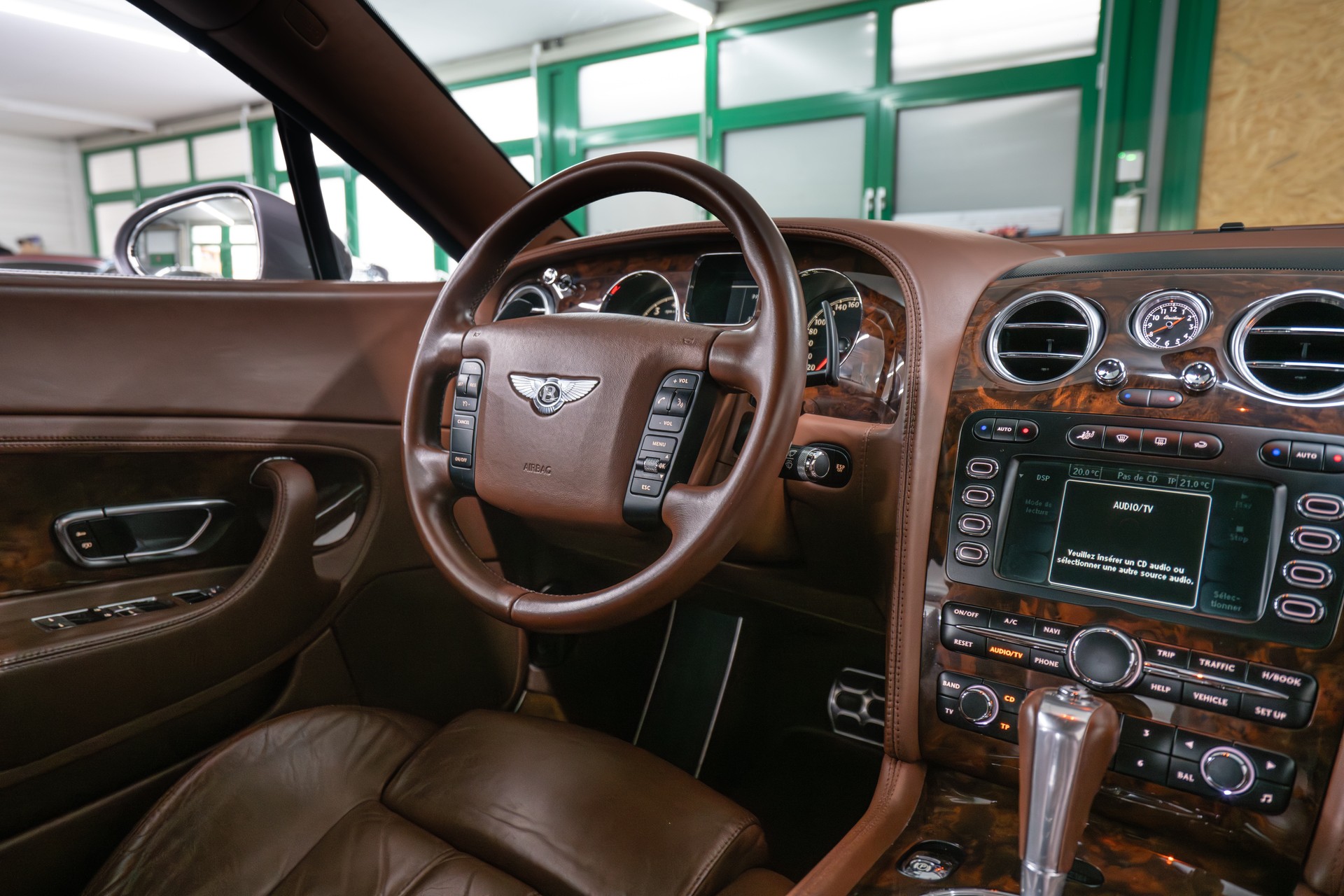 BENTLEY Continental GT 6.0-image-12