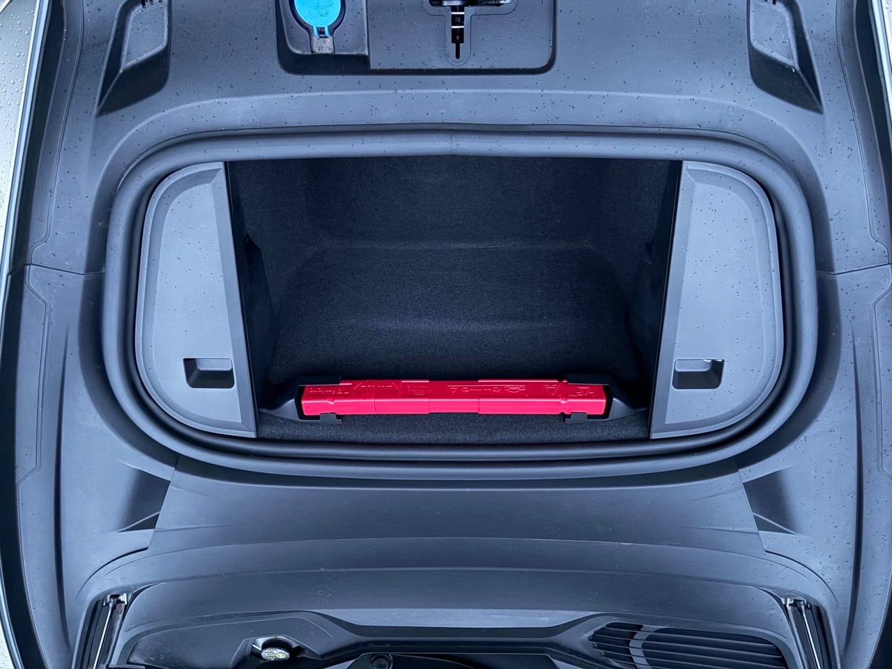 PORSCHE Taycan 4 Cross Turismo Performance Batterie Plus 93.4 kWh-image-13