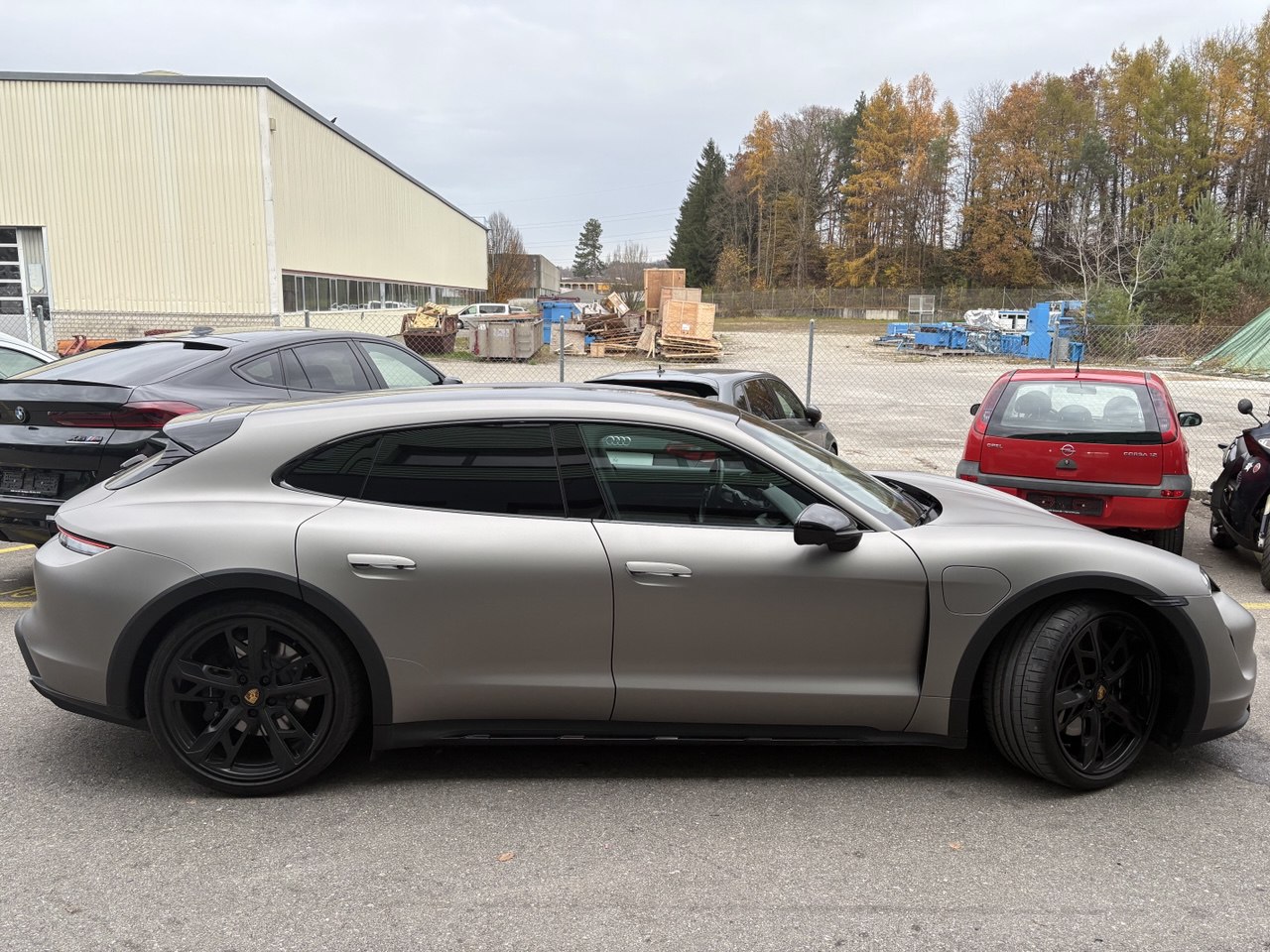 PORSCHE Taycan 4 Cross Turismo Performance Batterie Plus 93.4 kWh-image-2