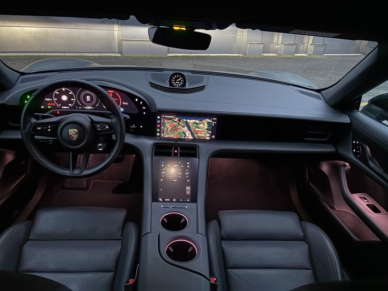 PORSCHE Taycan 4 Cross Turismo Performance Batterie Plus 93.4 kWh-image-7