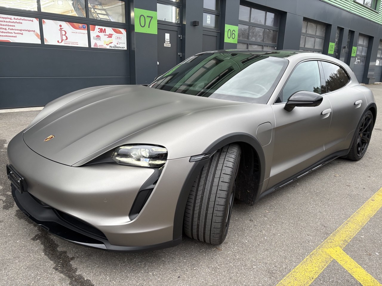 PORSCHE Taycan 4 Cross Turismo Performance Batterie Plus 93.4 kWh-image-3