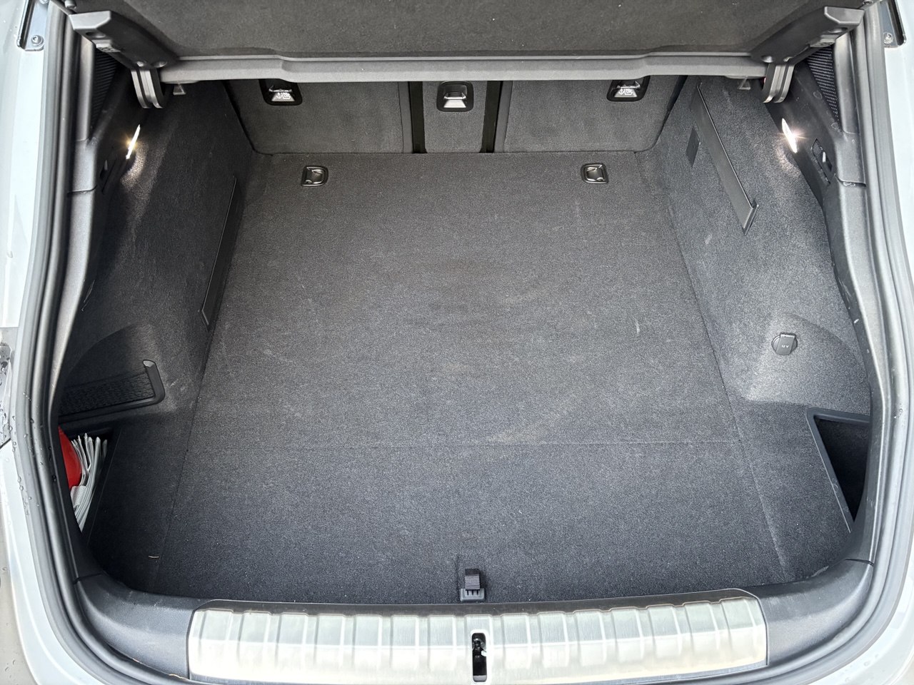 PORSCHE Taycan 4 Cross Turismo Performance Batterie Plus 93.4 kWh-image-12