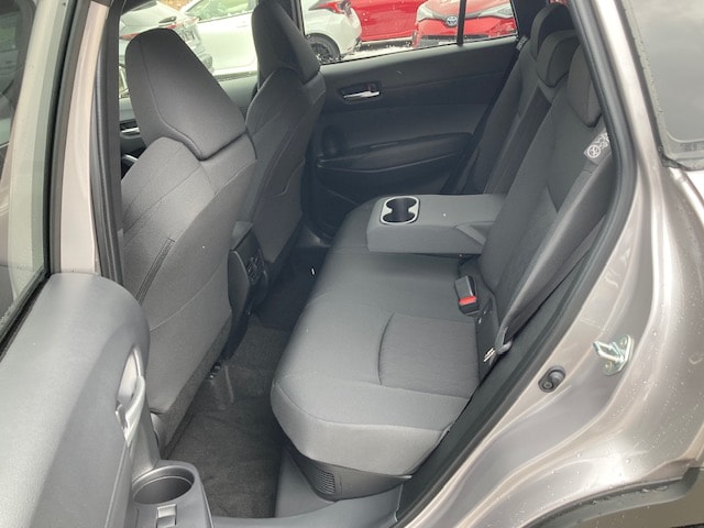 TOYOTA Corolla Cross 1.8 Trend e-CVT-image-9
