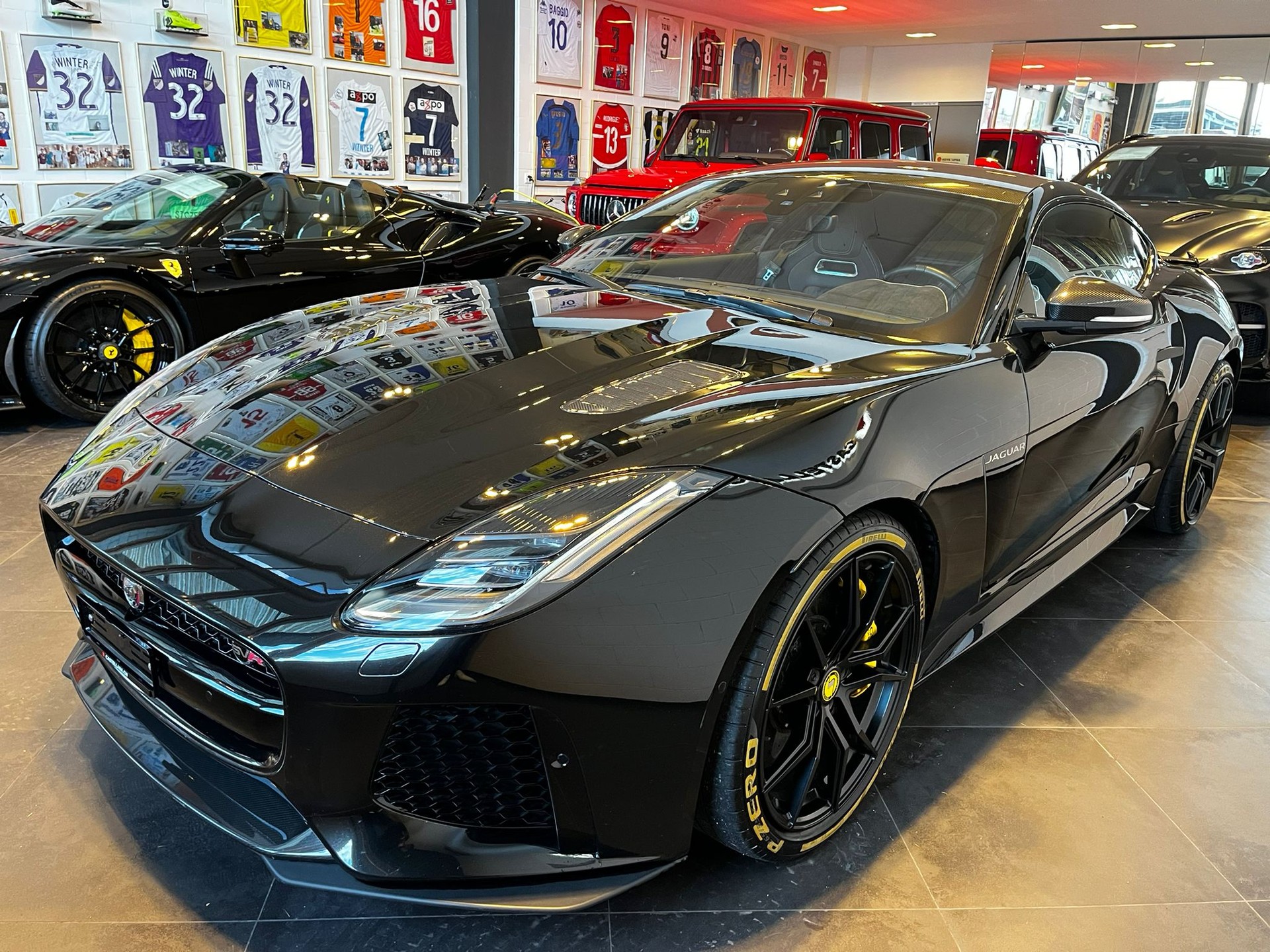 JAGUAR F-Type Coupé 5.0 V8 S/C SVR AWD Automatik-image-3