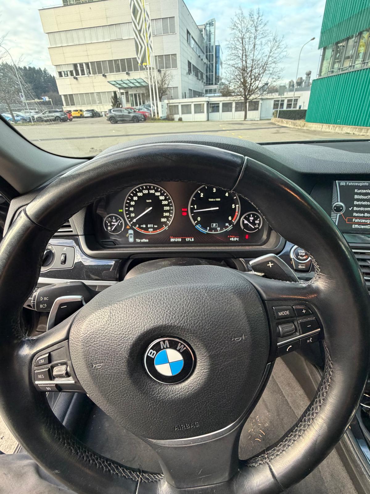 BMW 535d xDrive Touring Steptronic-image-13