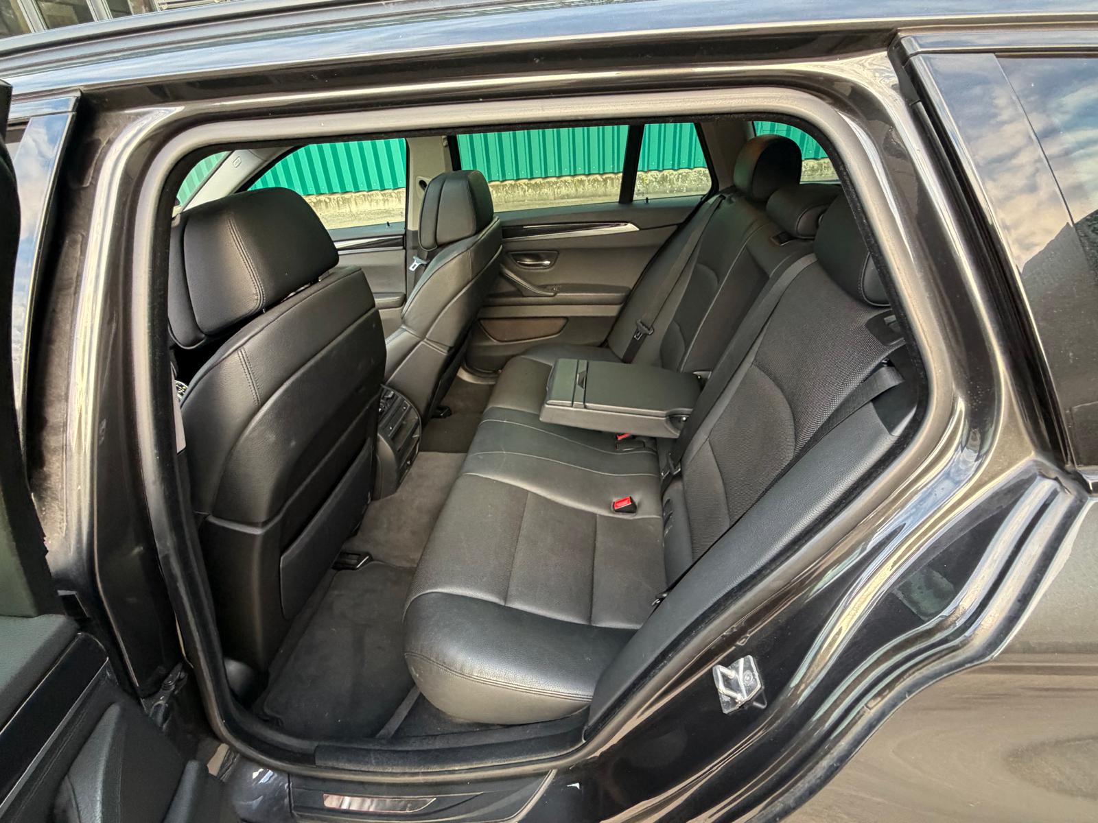 BMW 535d xDrive Touring Steptronic-image-14