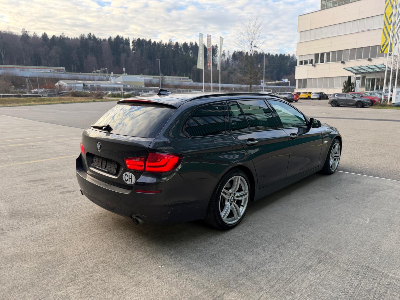 BMW 535d xDrive Touring Steptronic-image-3