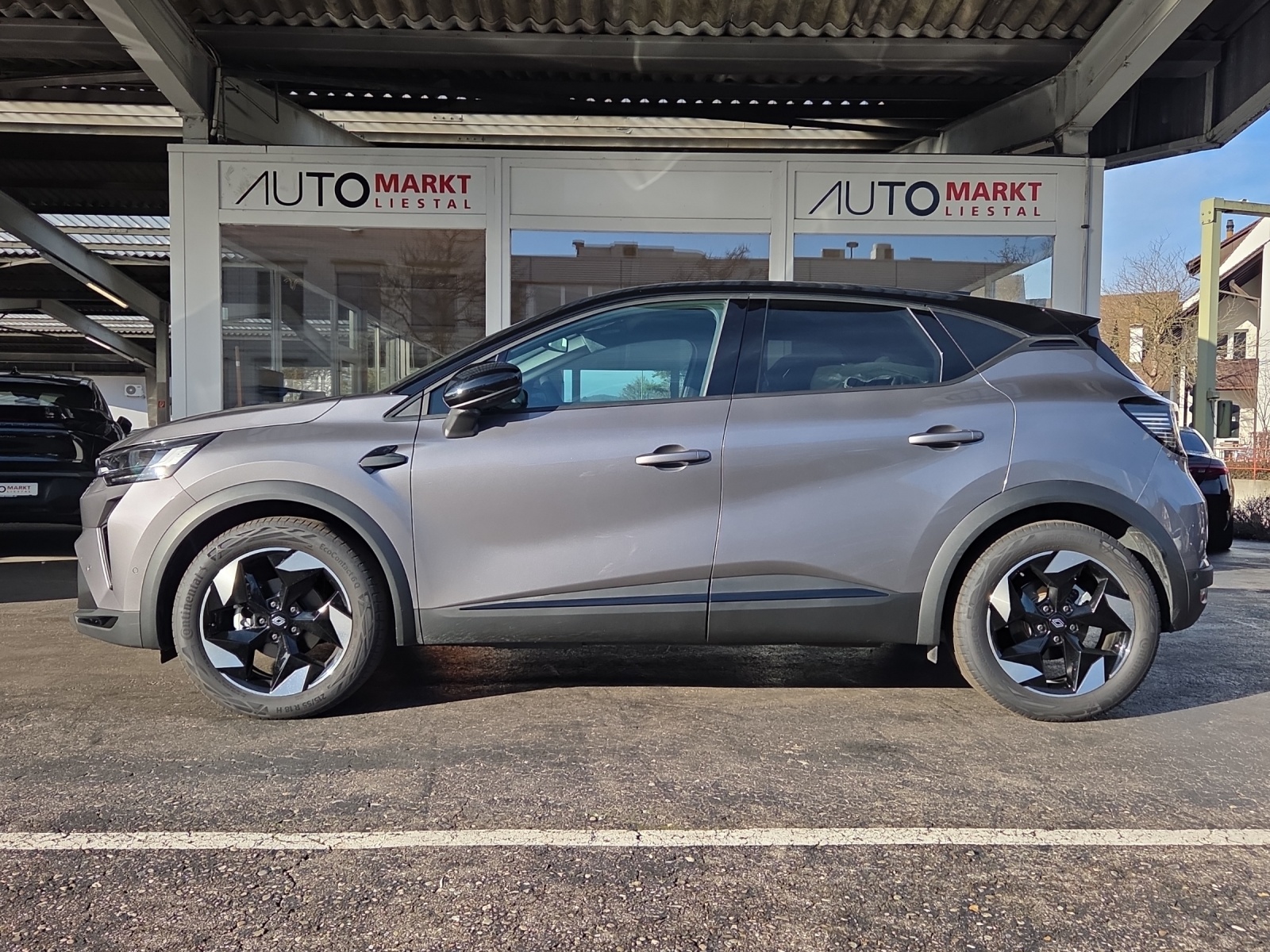 RENAULT Captur 1.3 TCe Techno EDC-image-1