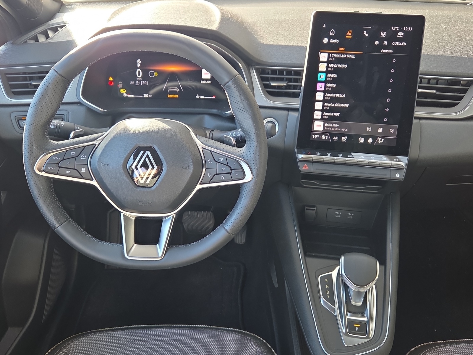 RENAULT Captur 1.3 TCe Techno EDC-image-9