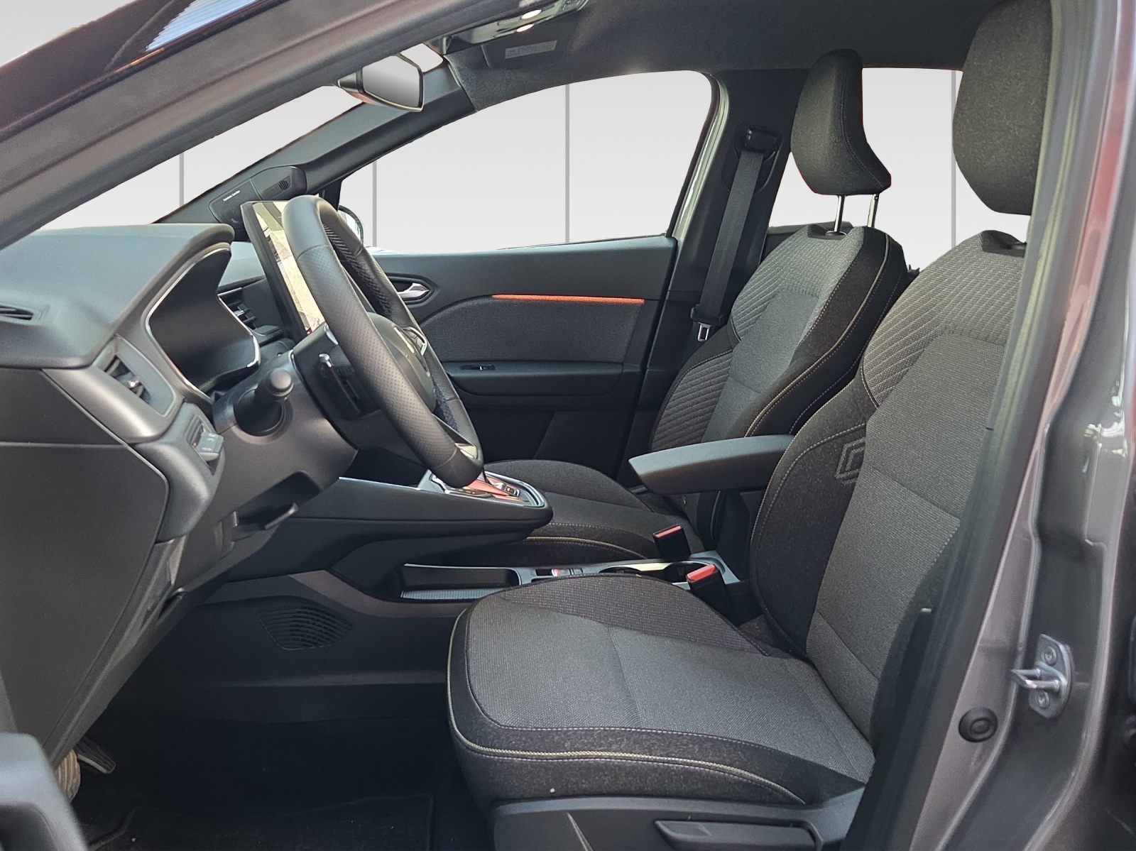 RENAULT Captur 1.3 TCe Techno EDC-image-5