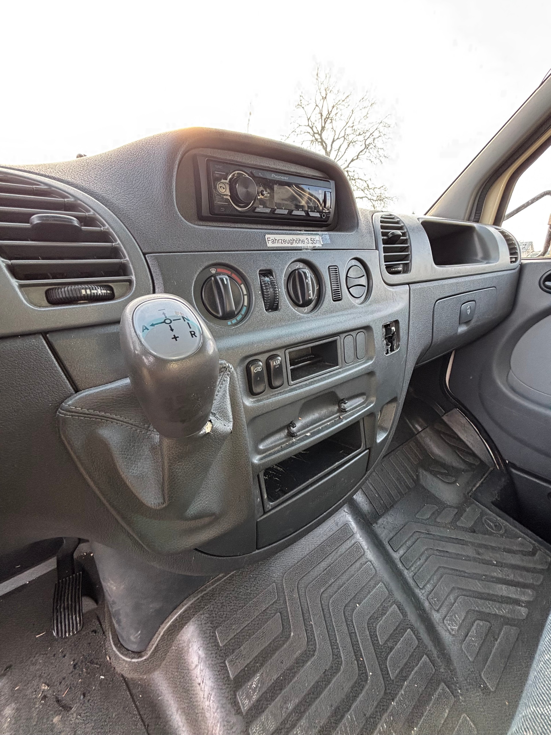 MERCEDES-BENZ Sprinter 313 CDI-image-12