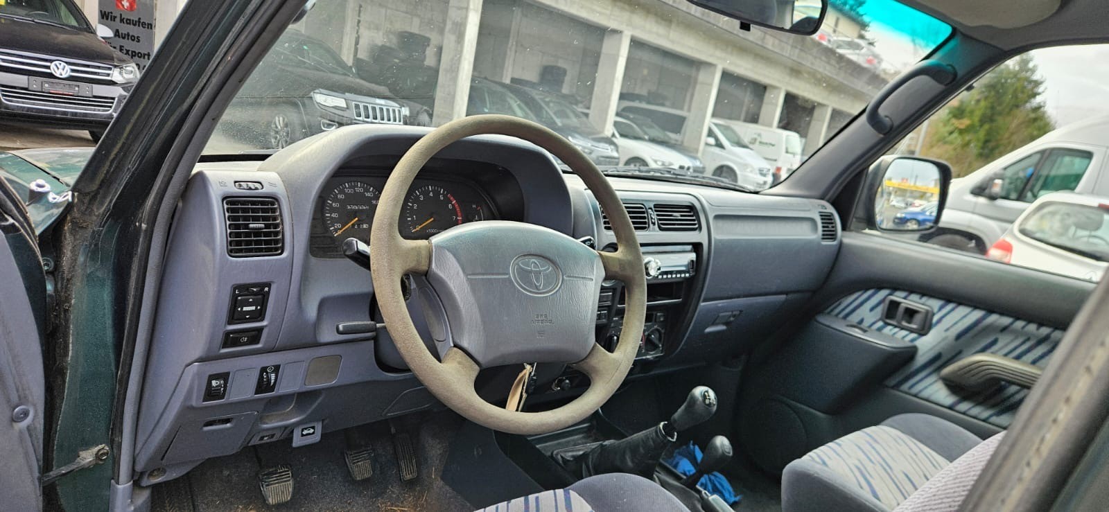 TOYOTA Land Cruiser 300 3.4 V6 Saloon-image-8