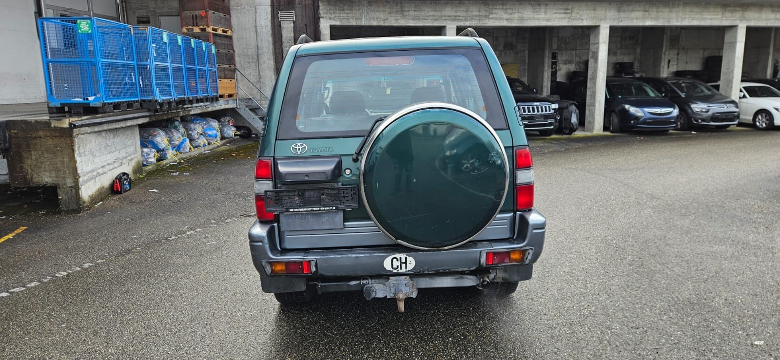 TOYOTA Land Cruiser 300 3.4 V6 Saloon-image-2