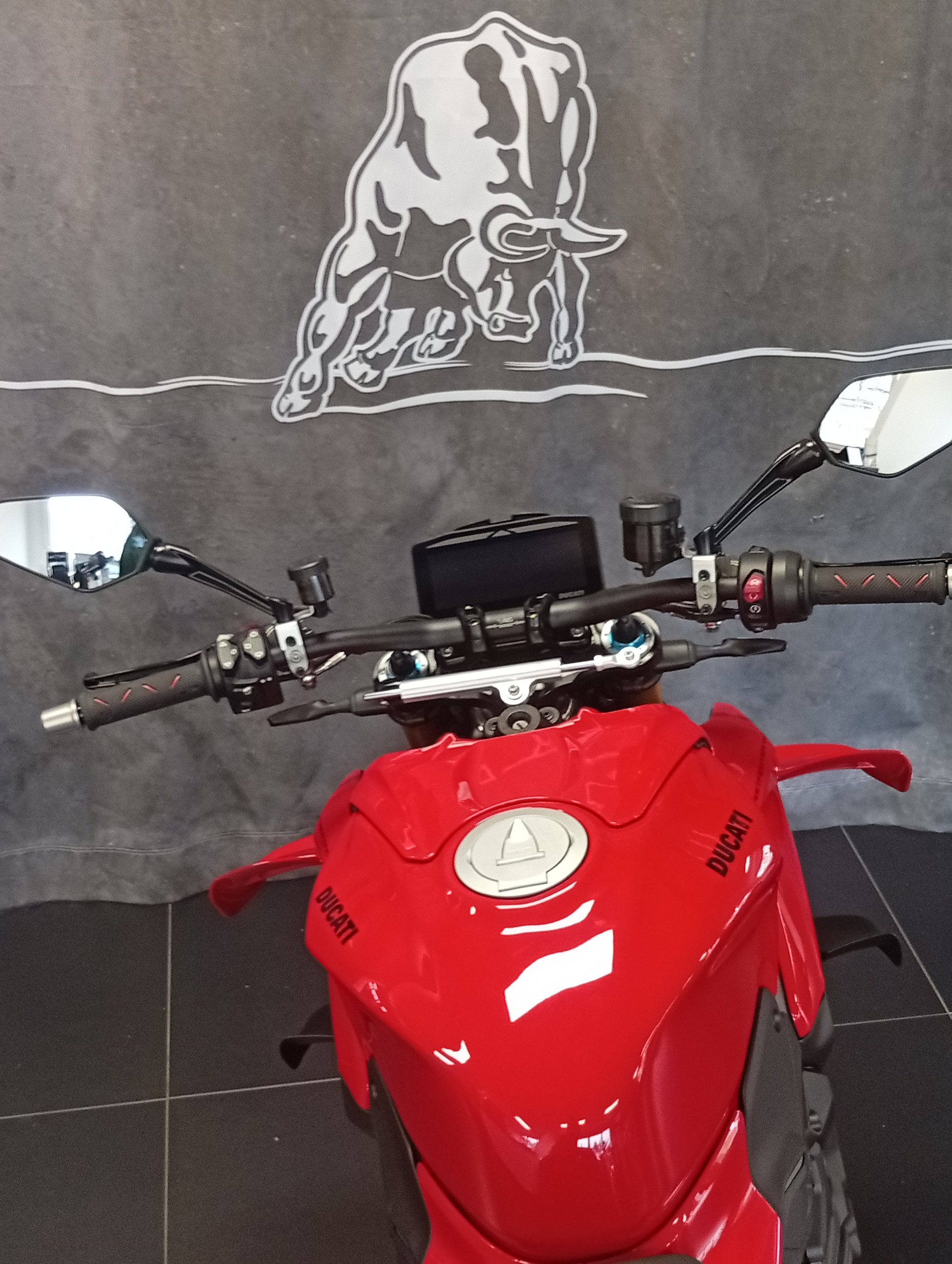 DUCATI Streetfighter V4 S-image-7